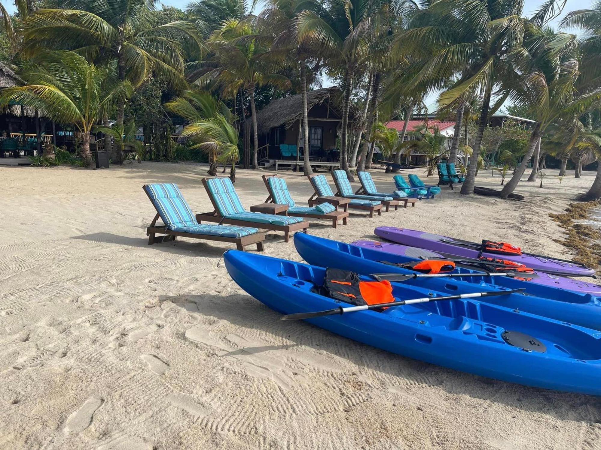 Azure Del Mar Hotell Maya Beach Exteriör bild