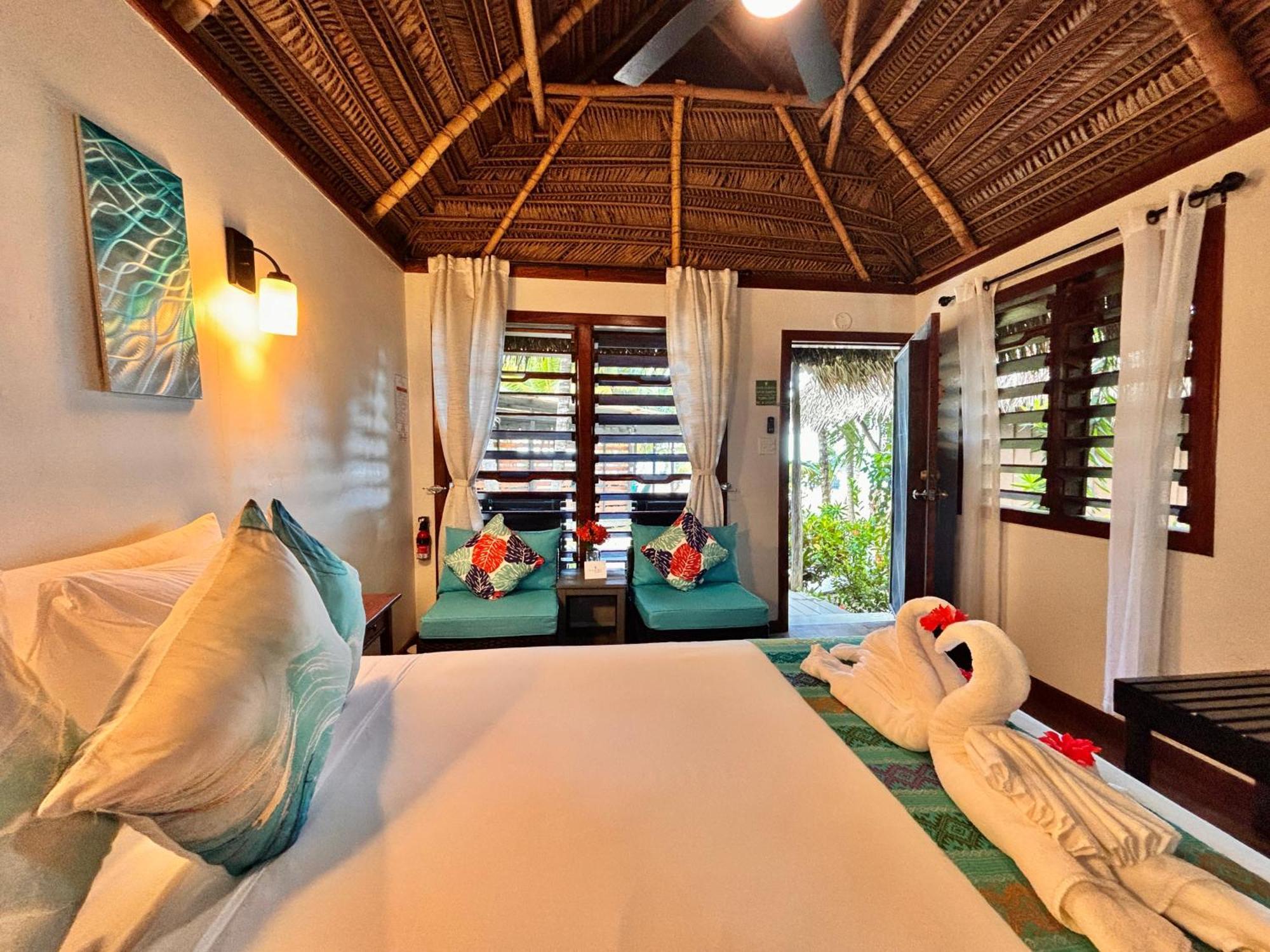 Azure Del Mar Hotell Maya Beach Exteriör bild
