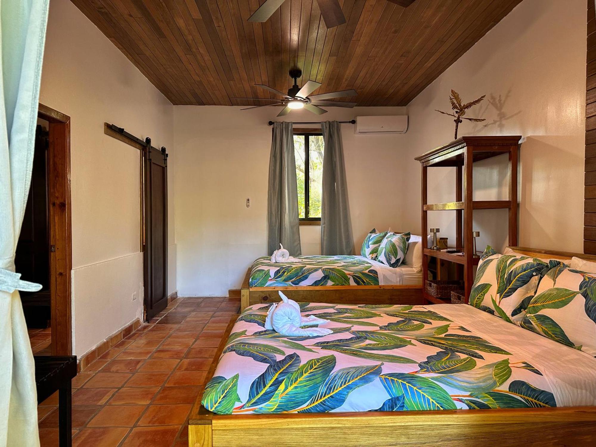 Azure Del Mar Hotell Maya Beach Exteriör bild